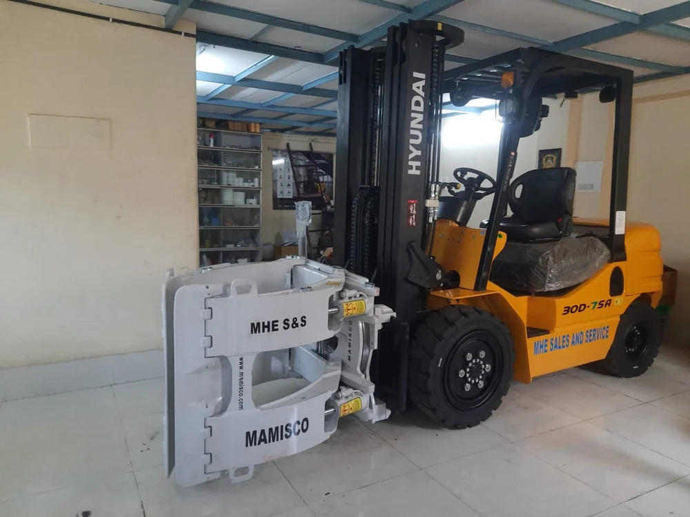 paper-roll-clamp-attachment-1000x1000 (1)